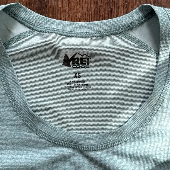REI Screenline Tank XS Teal Breathable Lightweight Athleisure Summer Run Hike - Picture 3 of 7